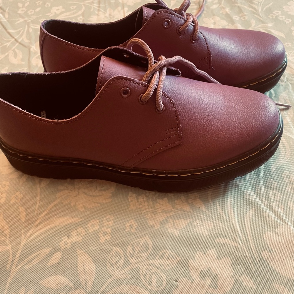 Purple Lace-Up Shoes